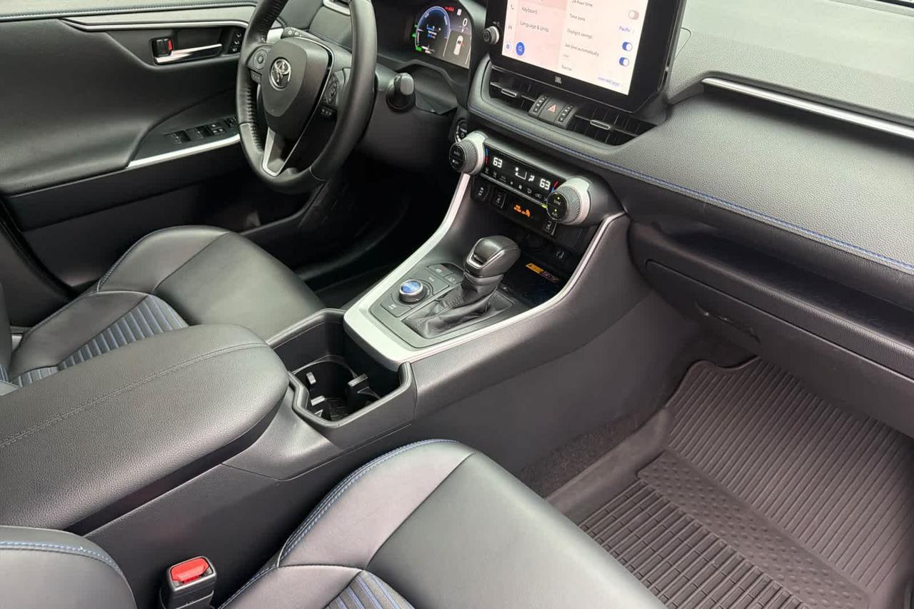 2025 Toyota RAV4 Hybrid XSE Roseville CA