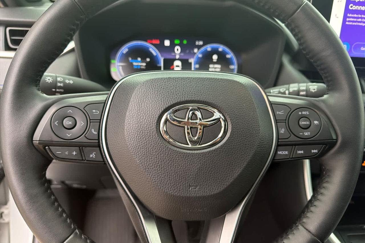 2025 Toyota RAV4 Hybrid XSE Roseville CA