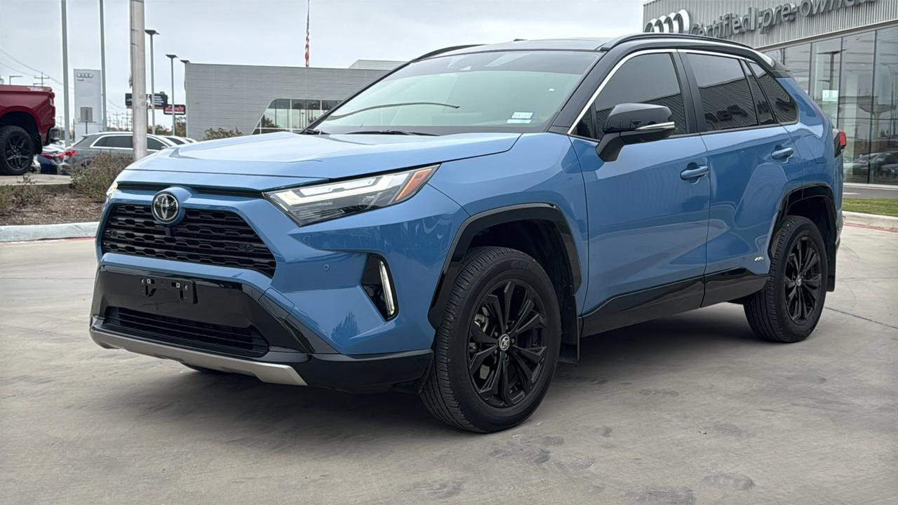 2025 Toyota RAV4 Hybrid XSE