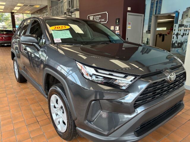 2025 Toyota RAV4 LE