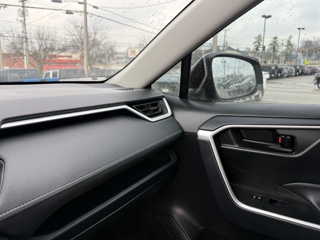 2025 Toyota RAV4 LE Crestwood KY