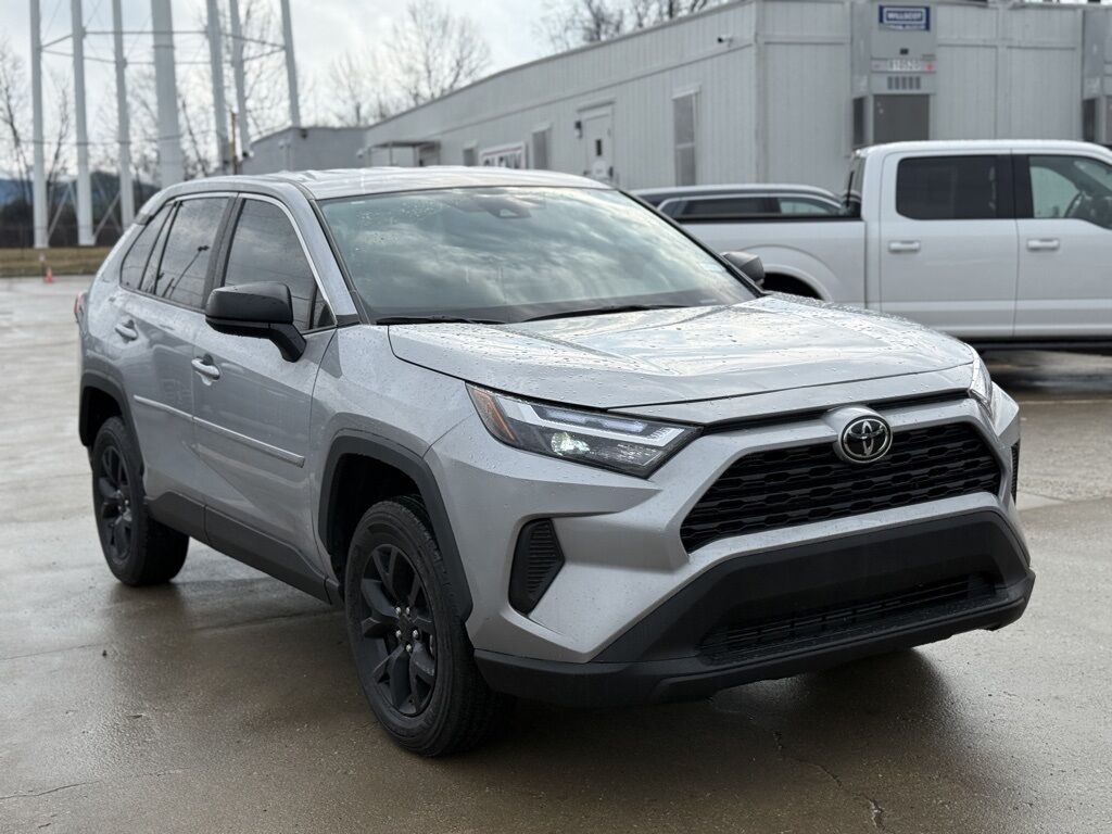 2025 Toyota RAV4 LE Crestwood KY