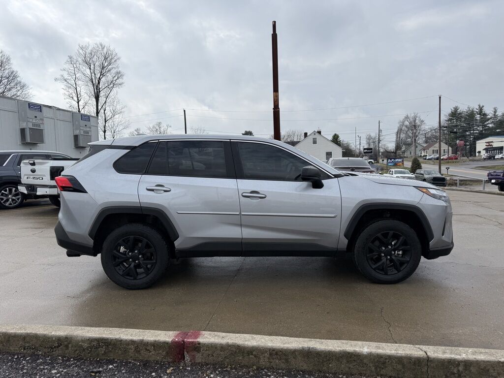 2025 Toyota RAV4 LE Crestwood KY