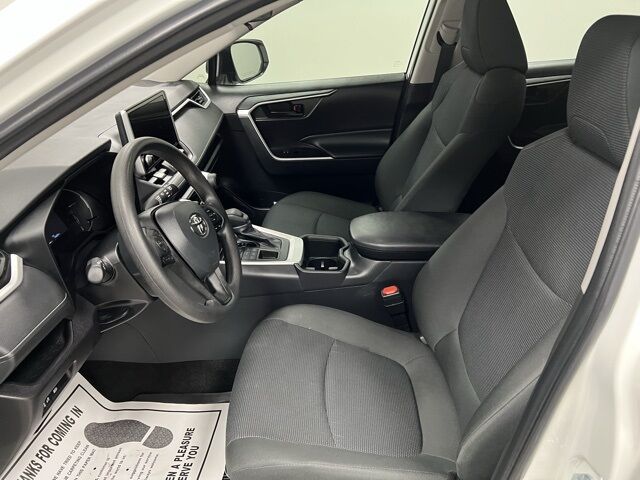 2025 Toyota RAV4 LE Highlands Ranch CO