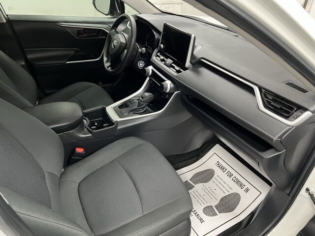 2025 Toyota RAV4 LE Highlands Ranch CO