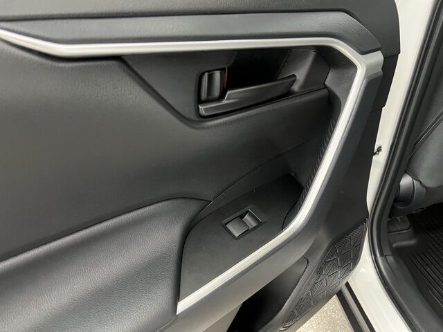 2025 Toyota RAV4 LE Highlands Ranch CO