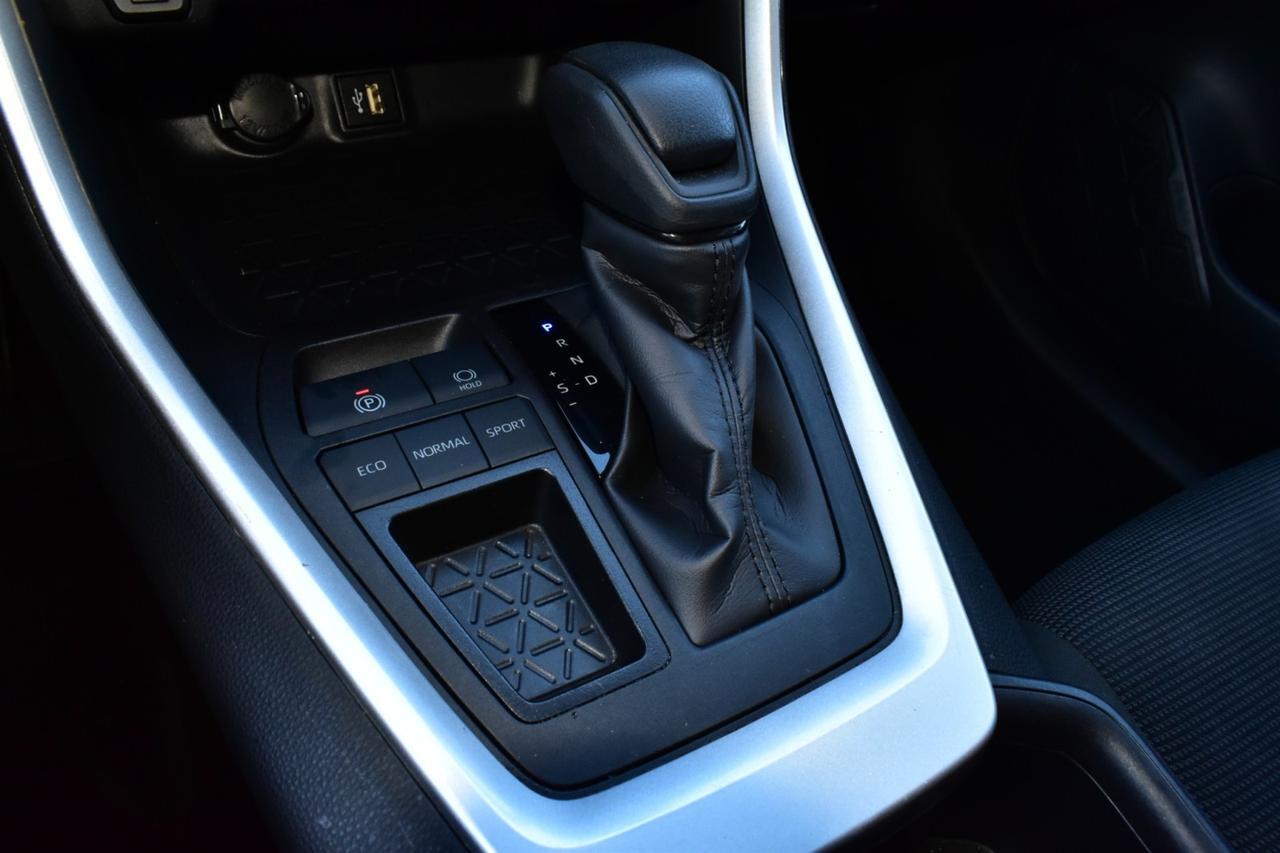 2025 Toyota RAV4 LE Tampa FL