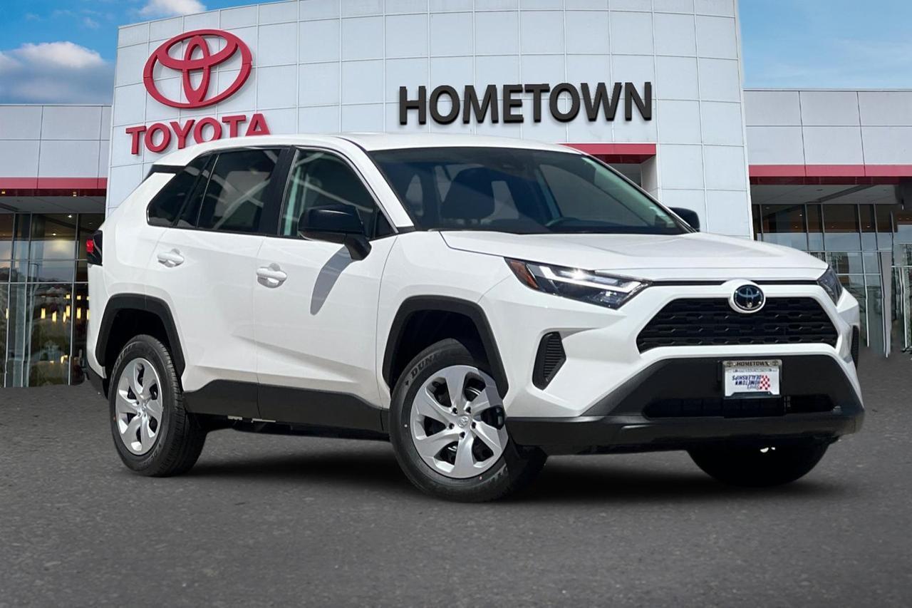 2025 Toyota RAV4 LE Ontario OR
