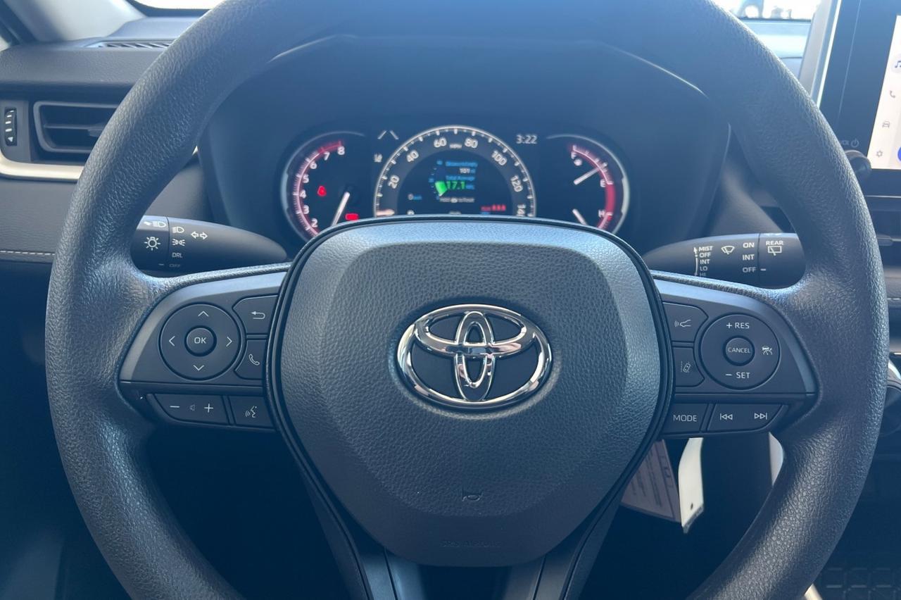 2025 Toyota RAV4 LE Ontario OR