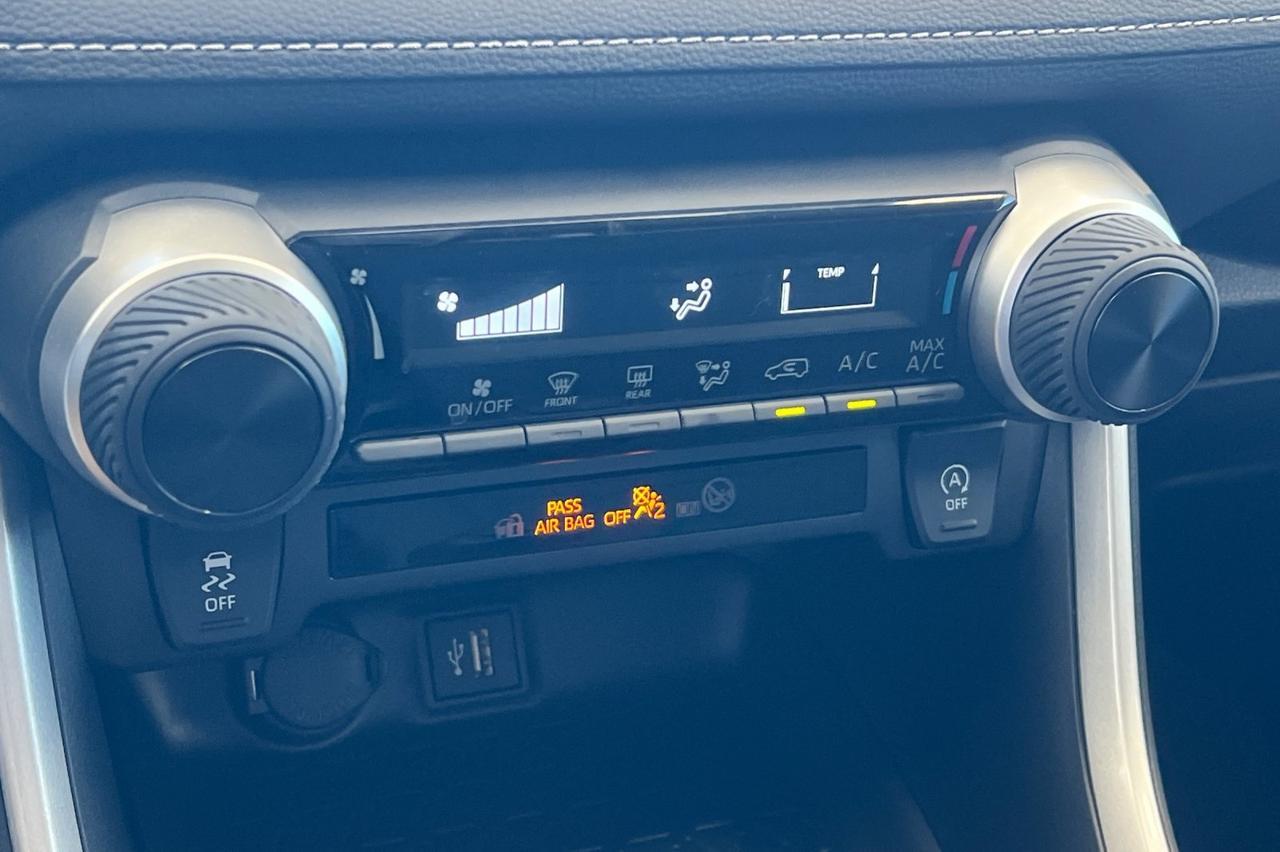 2025 Toyota RAV4 LE Ontario OR