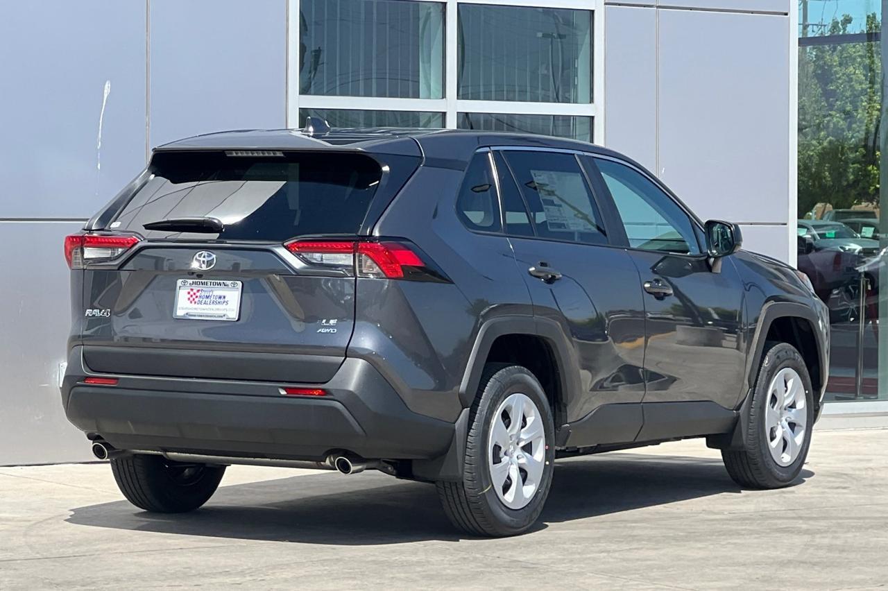 2025 Toyota RAV4 LE Ontario OR