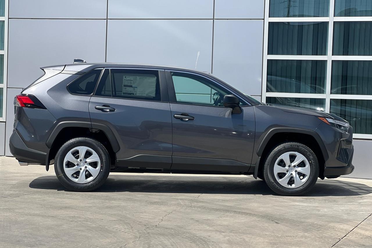 2025 Toyota RAV4 LE Ontario OR