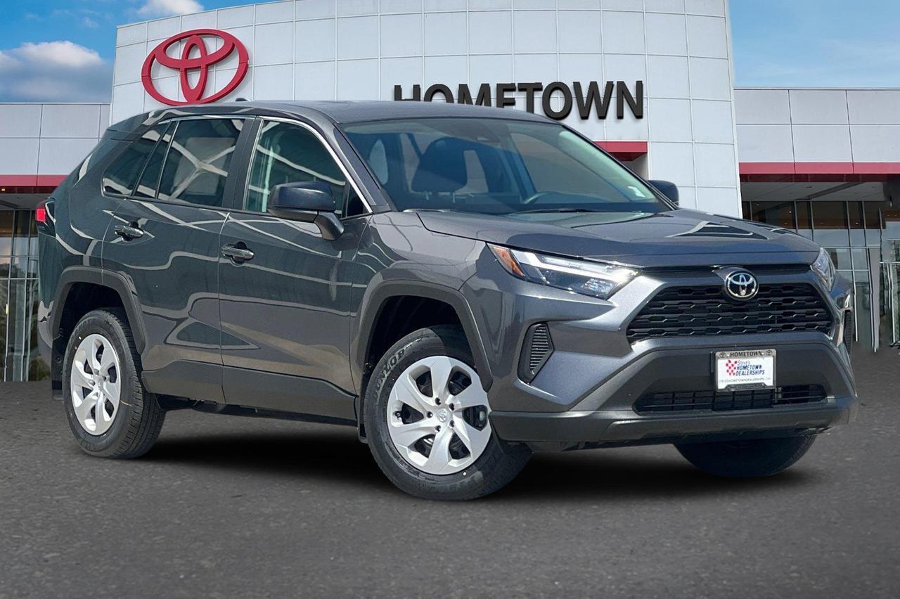 2025 Toyota RAV4 LE Ontario OR
