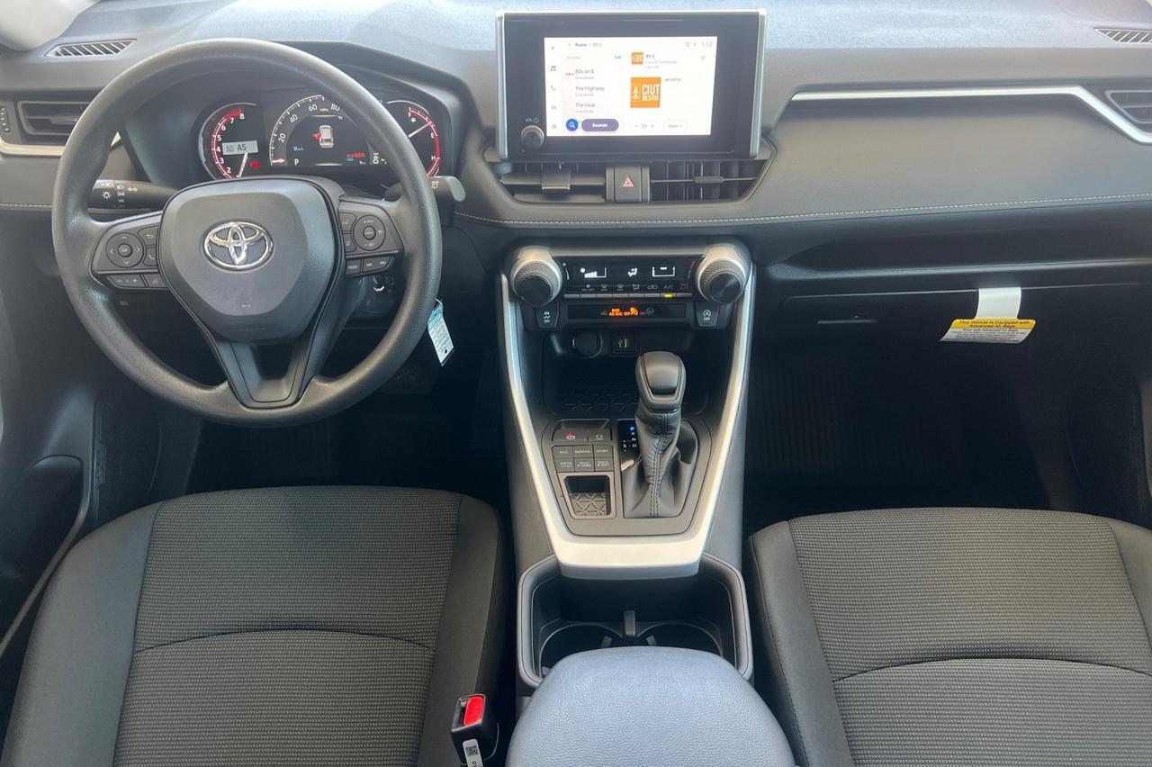 2025 Toyota RAV4 LE Ontario OR