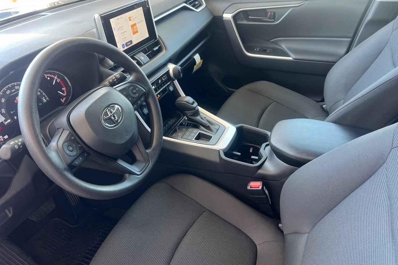 2025 Toyota RAV4 LE Ontario OR