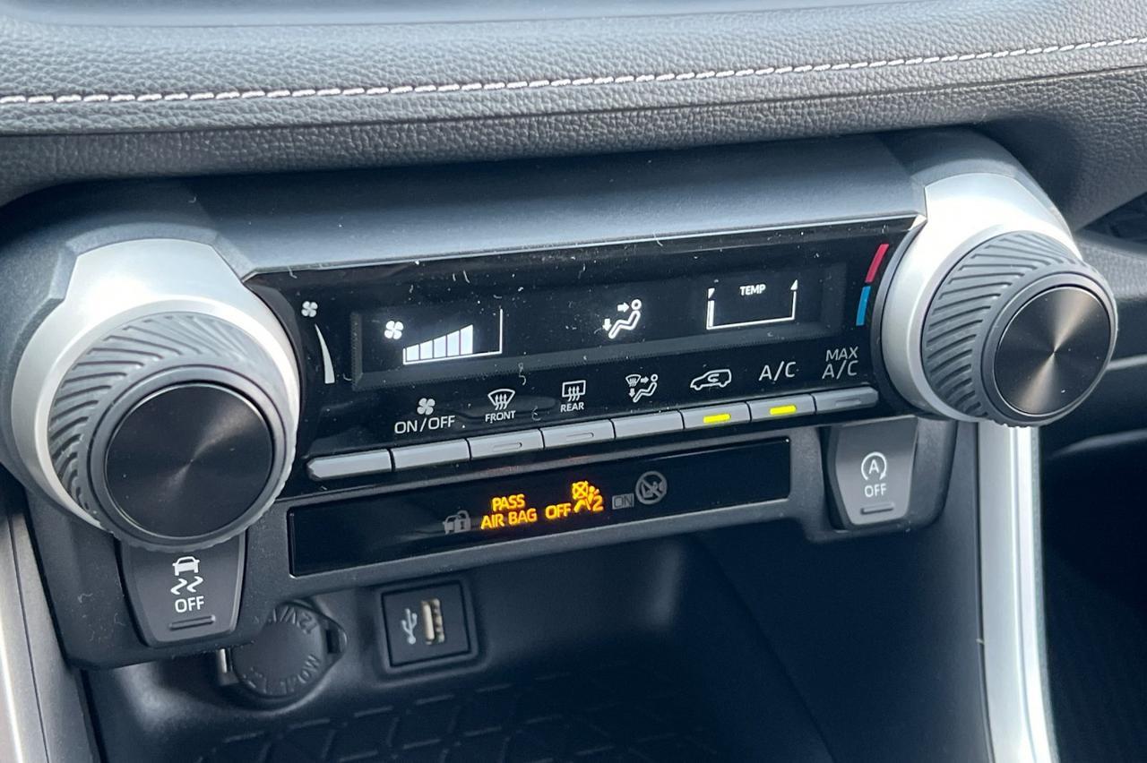 2025 Toyota RAV4 LE Ontario OR