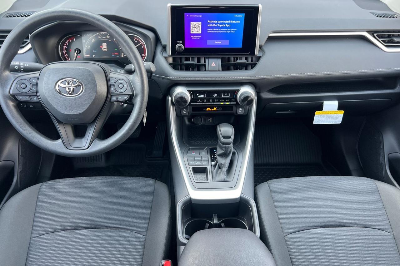 2025 Toyota RAV4 LE Ontario OR