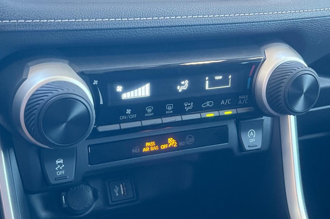 2025 Toyota RAV4 LE Ontario OR