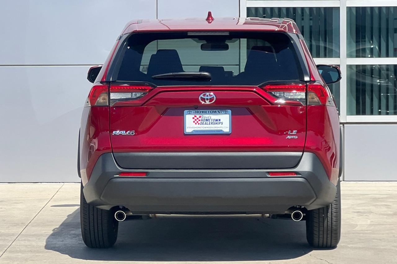 2025 Toyota RAV4 LE Ontario OR