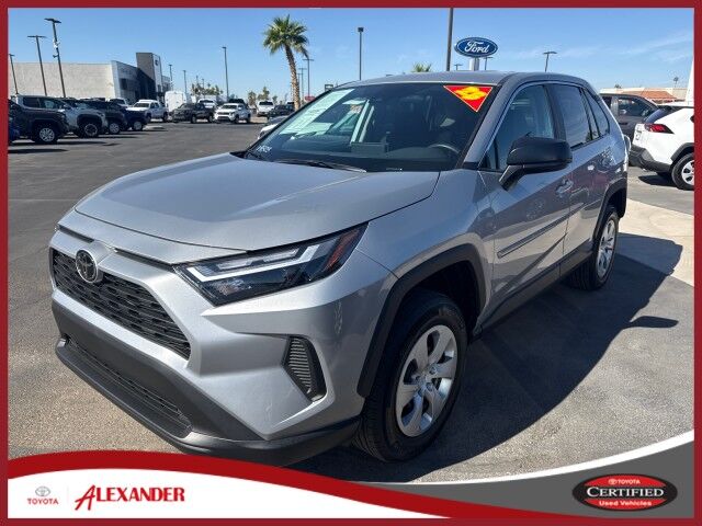 2025 Toyota RAV4 LE