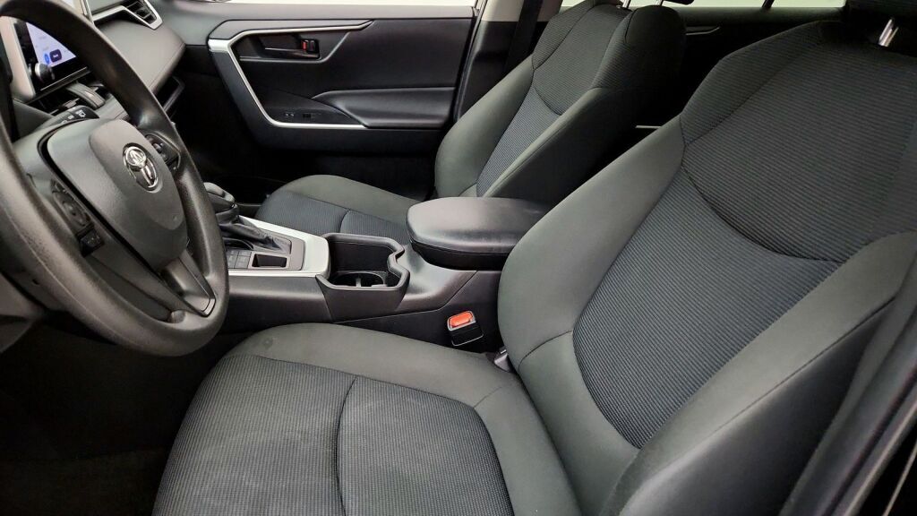 2025 Toyota RAV4 LE Laurel MD