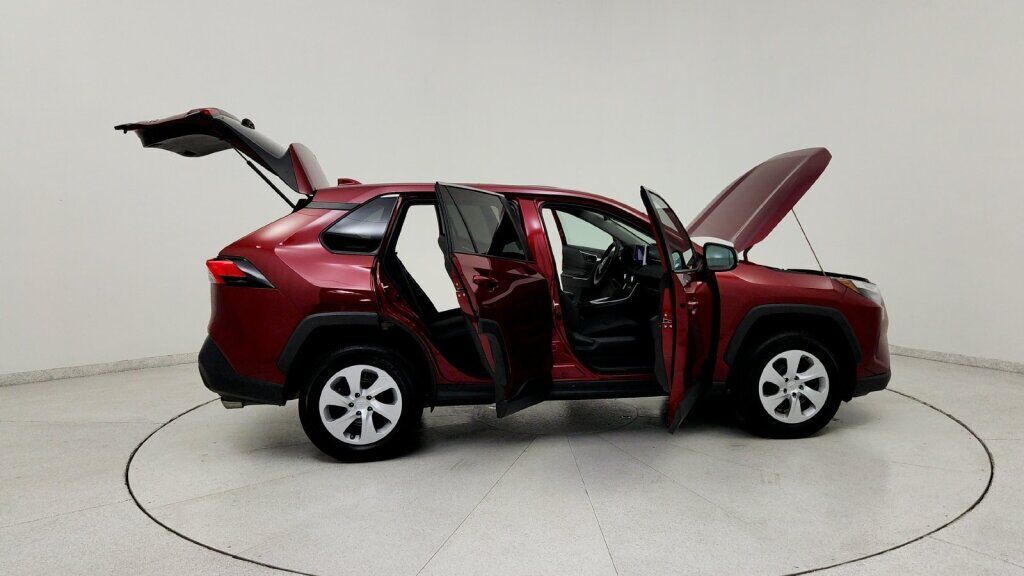 2025 Toyota RAV4 LE Laurel MD