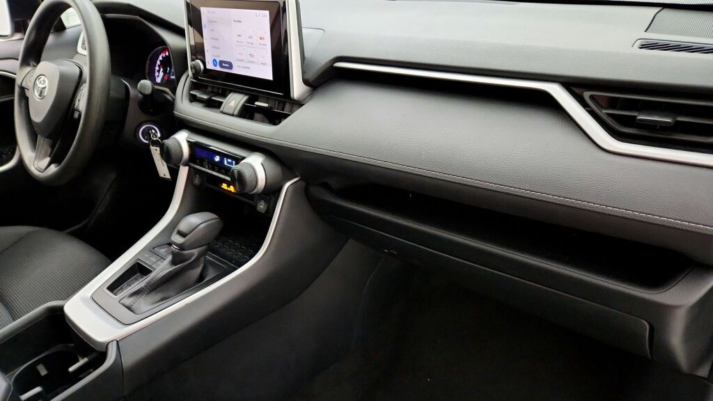 2025 Toyota RAV4 LE Laurel MD