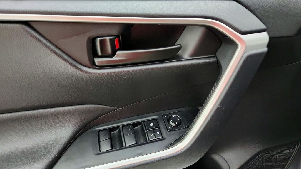 2025 Toyota RAV4 LE Laurel MD