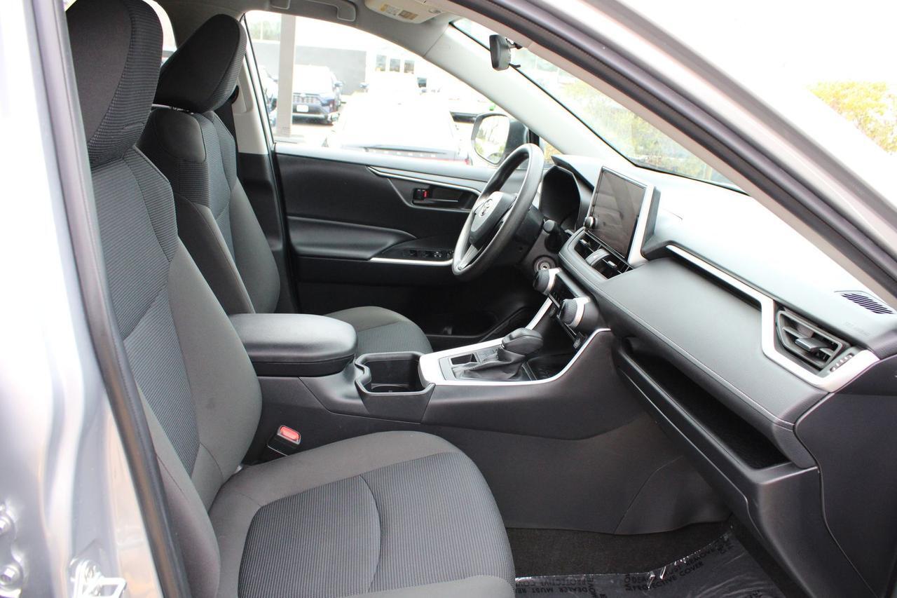 2025 Toyota RAV4 LE Hagerstown MD