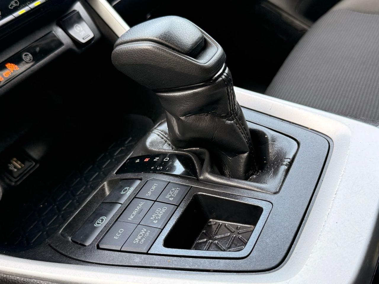 2025 Toyota RAV4 LE Stafford VA