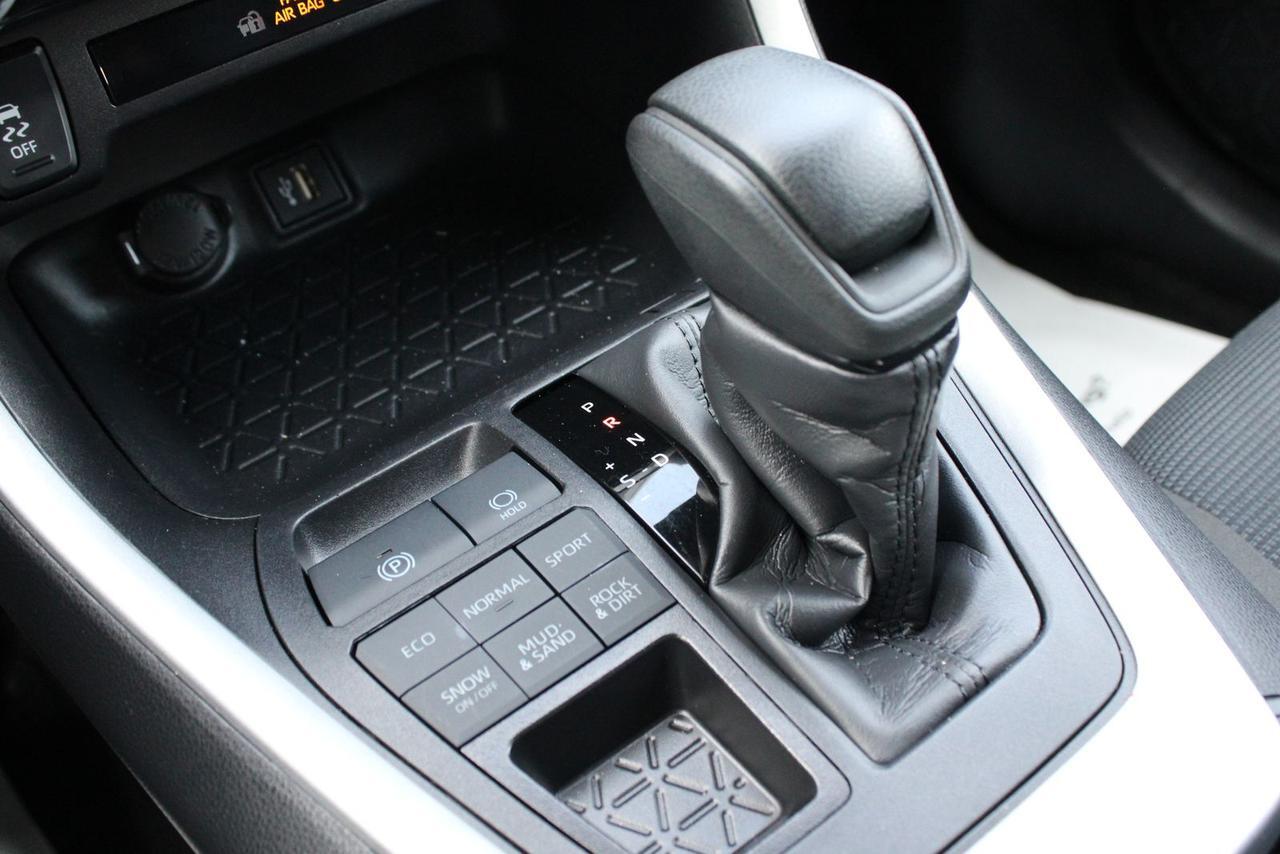 2025 Toyota RAV4 LE Stafford VA