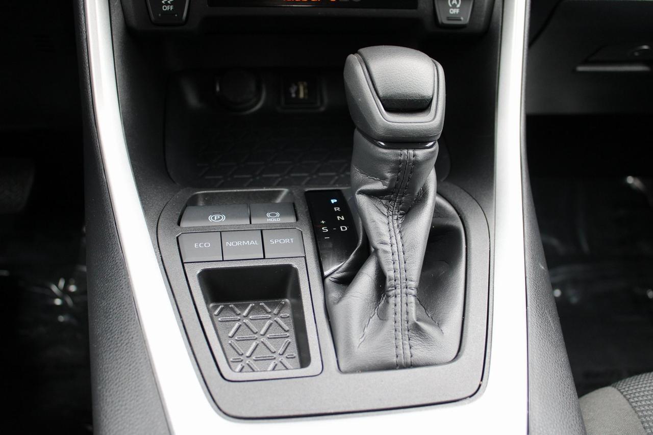 2025 Toyota RAV4 LE Stafford VA