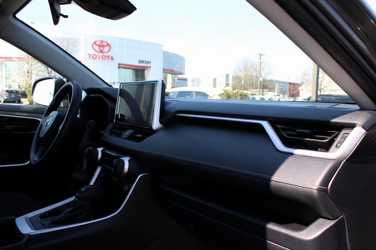 2025 Toyota RAV4 LE Stafford VA