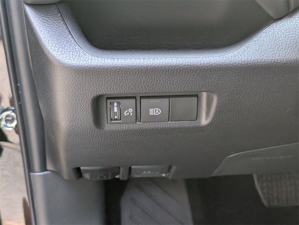 2025 Toyota RAV4 LE Cockeysville MD