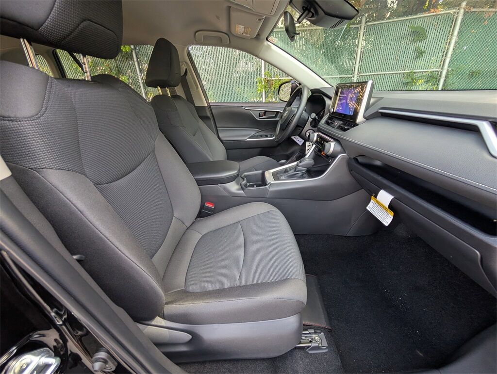 2025 Toyota RAV4 LE Cockeysville MD