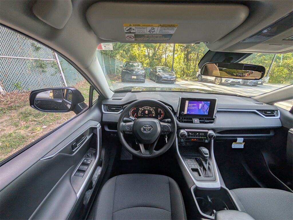 2025 Toyota RAV4 LE Cockeysville MD