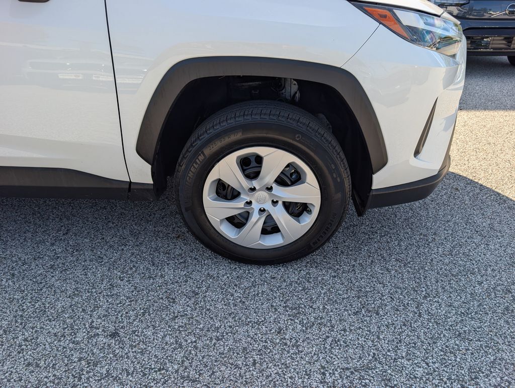 2025 Toyota RAV4 LE Cockeysville MD
