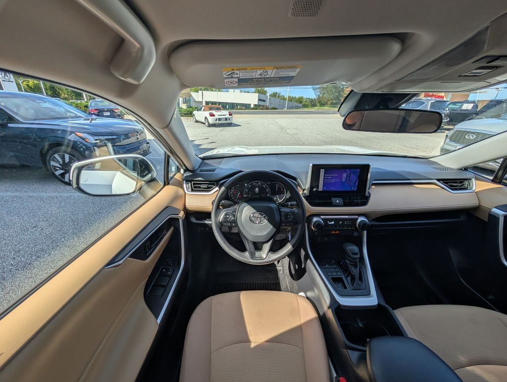 2025 Toyota RAV4 LE Cockeysville MD