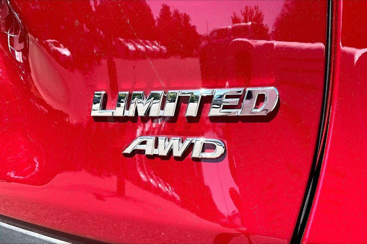 2025 Toyota RAV4 Limited Folsom CA
