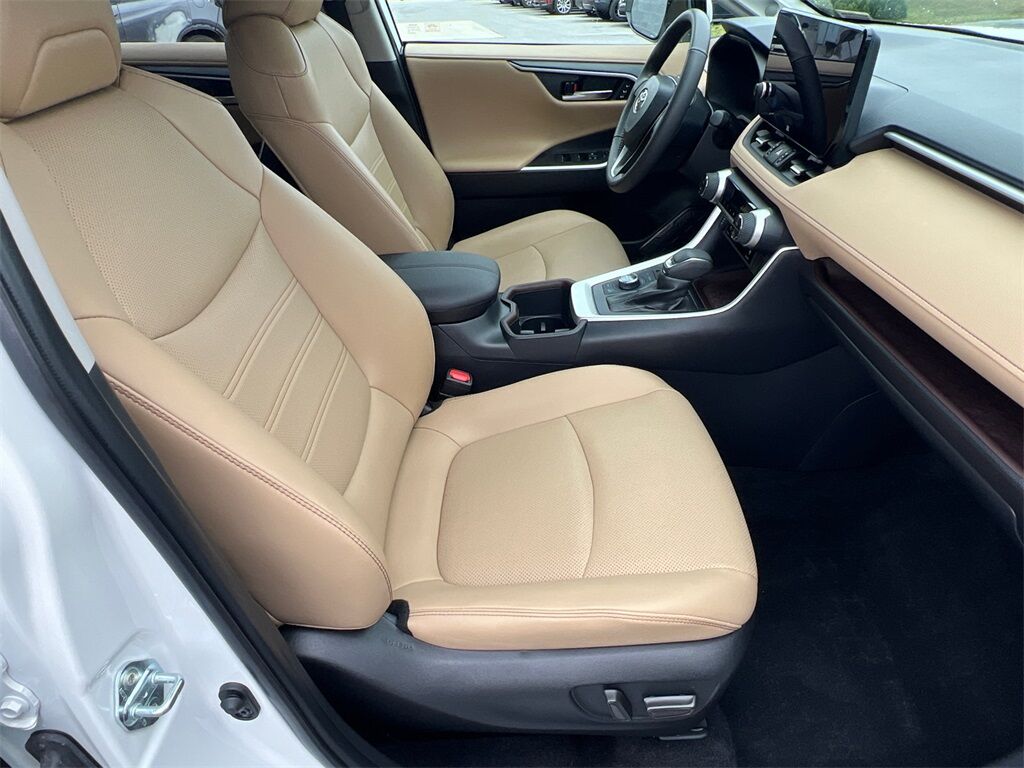 2025 Toyota RAV4 Limited Cockeysville MD