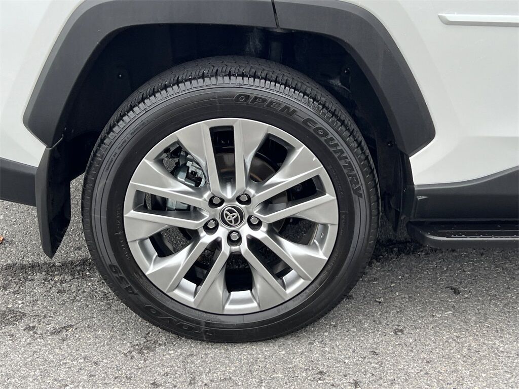 2025 Toyota RAV4 Limited Cockeysville MD