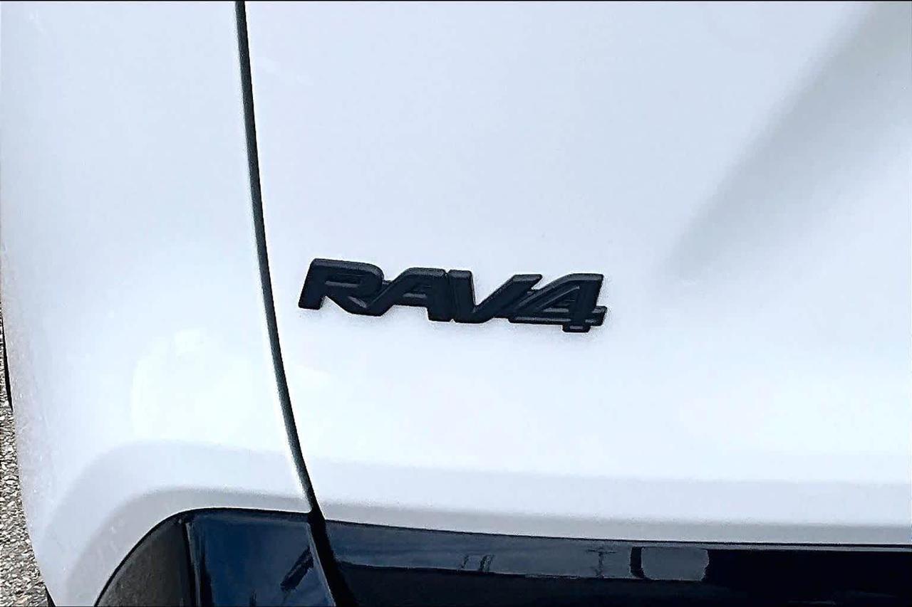 2025 Toyota RAV4 Plug-In Hybrid SE Folsom CA