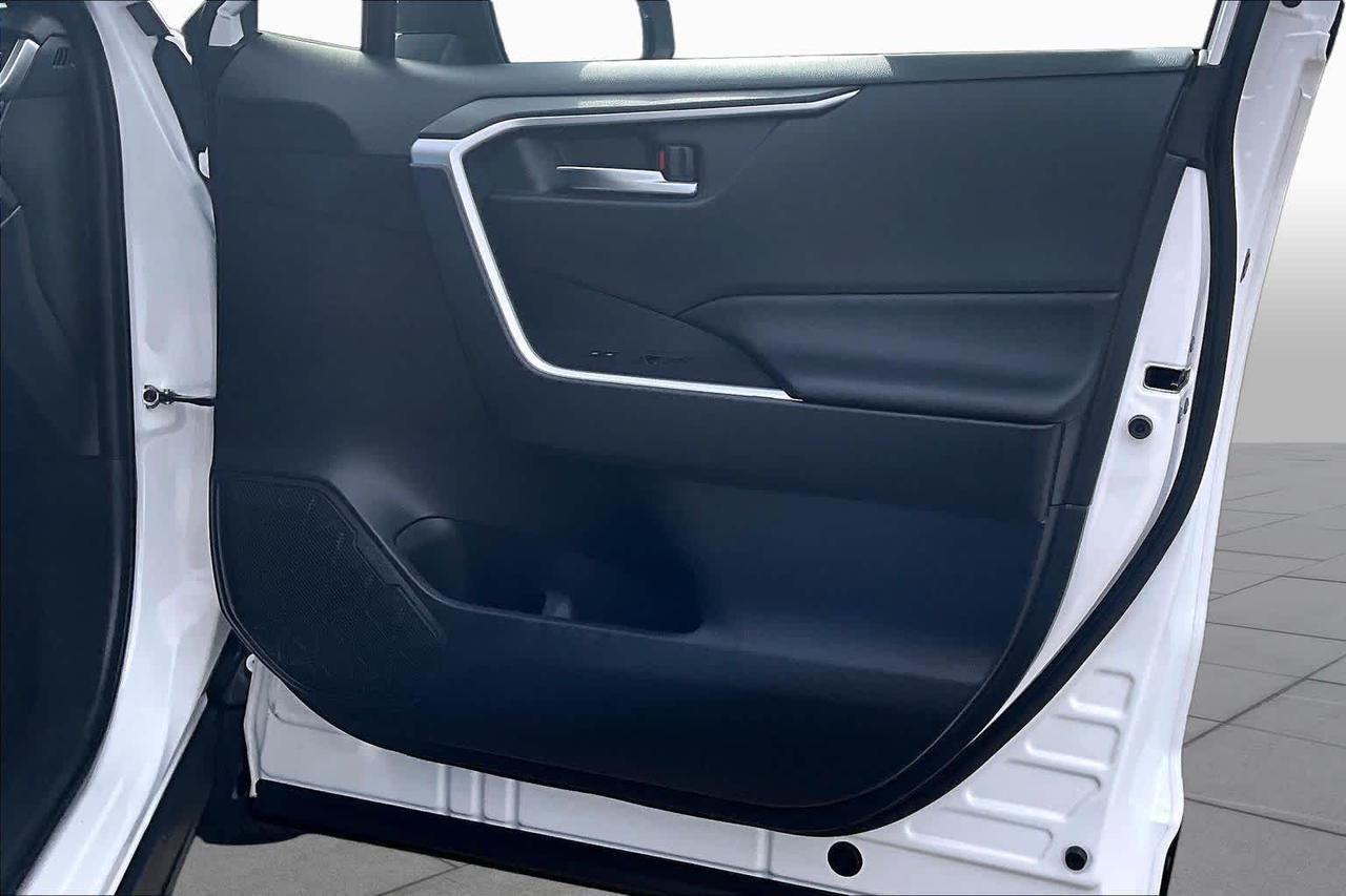 2025 Toyota RAV4 Plug-In Hybrid SE Folsom CA