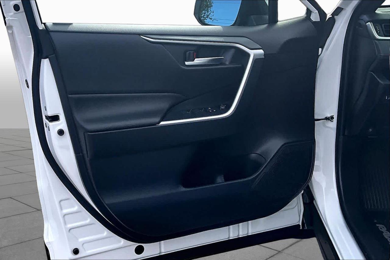 2025 Toyota RAV4 Plug-In Hybrid SE Folsom CA