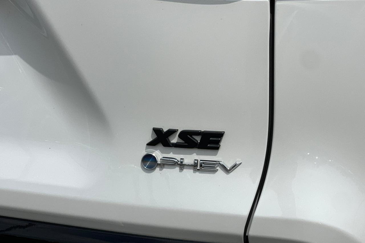 2025 Toyota RAV4 Plug-In Hybrid XSE Roseville CA