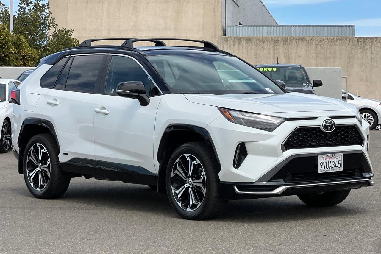 2025 Toyota RAV4 Plug-In Hybrid XSE Roseville CA