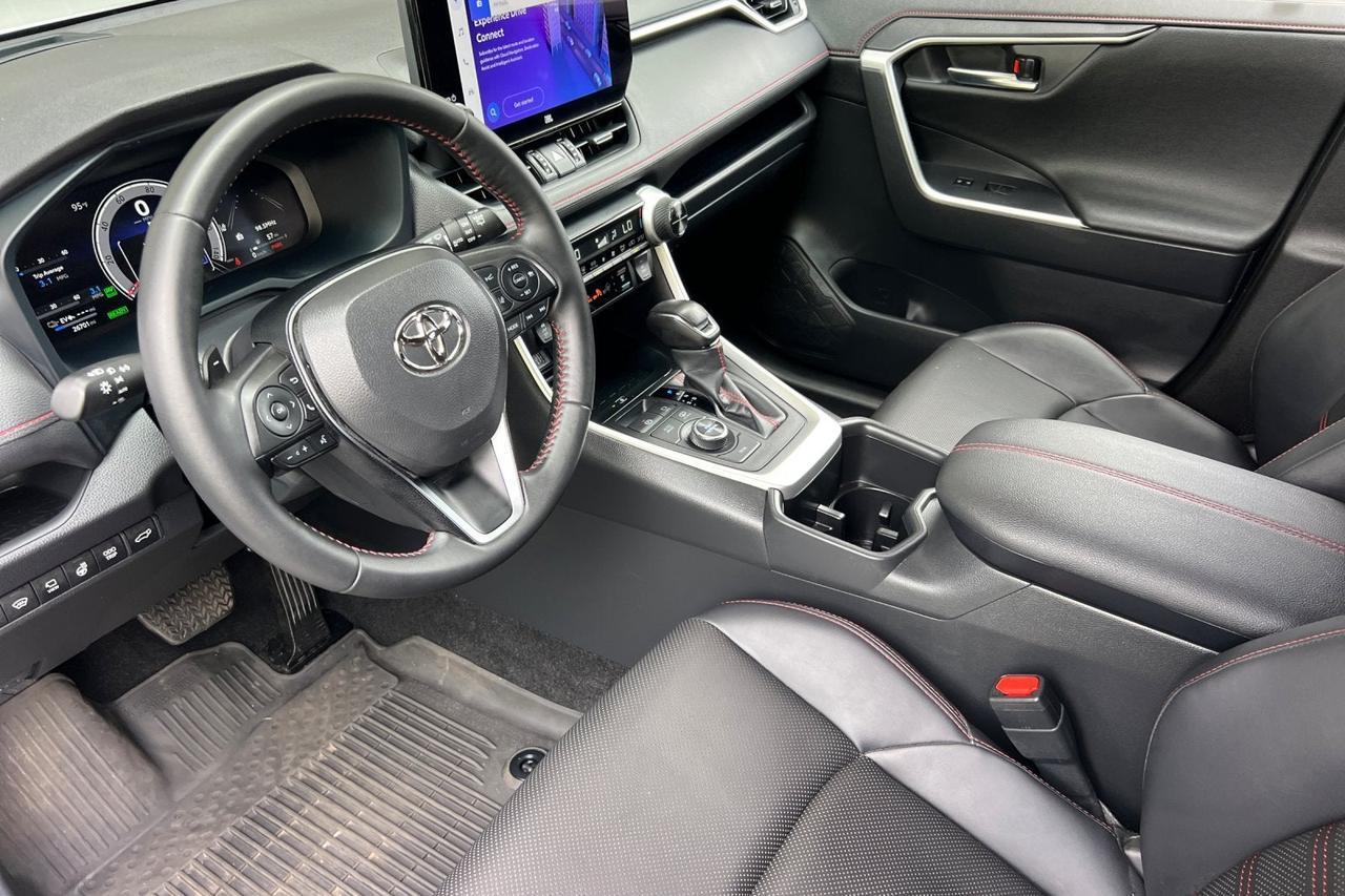 2025 Toyota RAV4 Plug-In Hybrid XSE Roseville CA