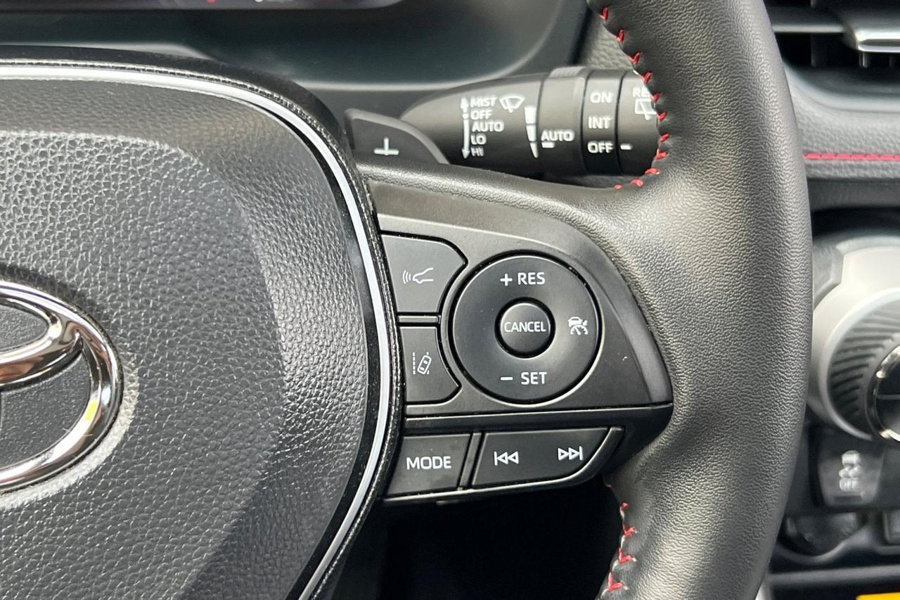 2025 Toyota RAV4 Plug-In Hybrid XSE Roseville CA