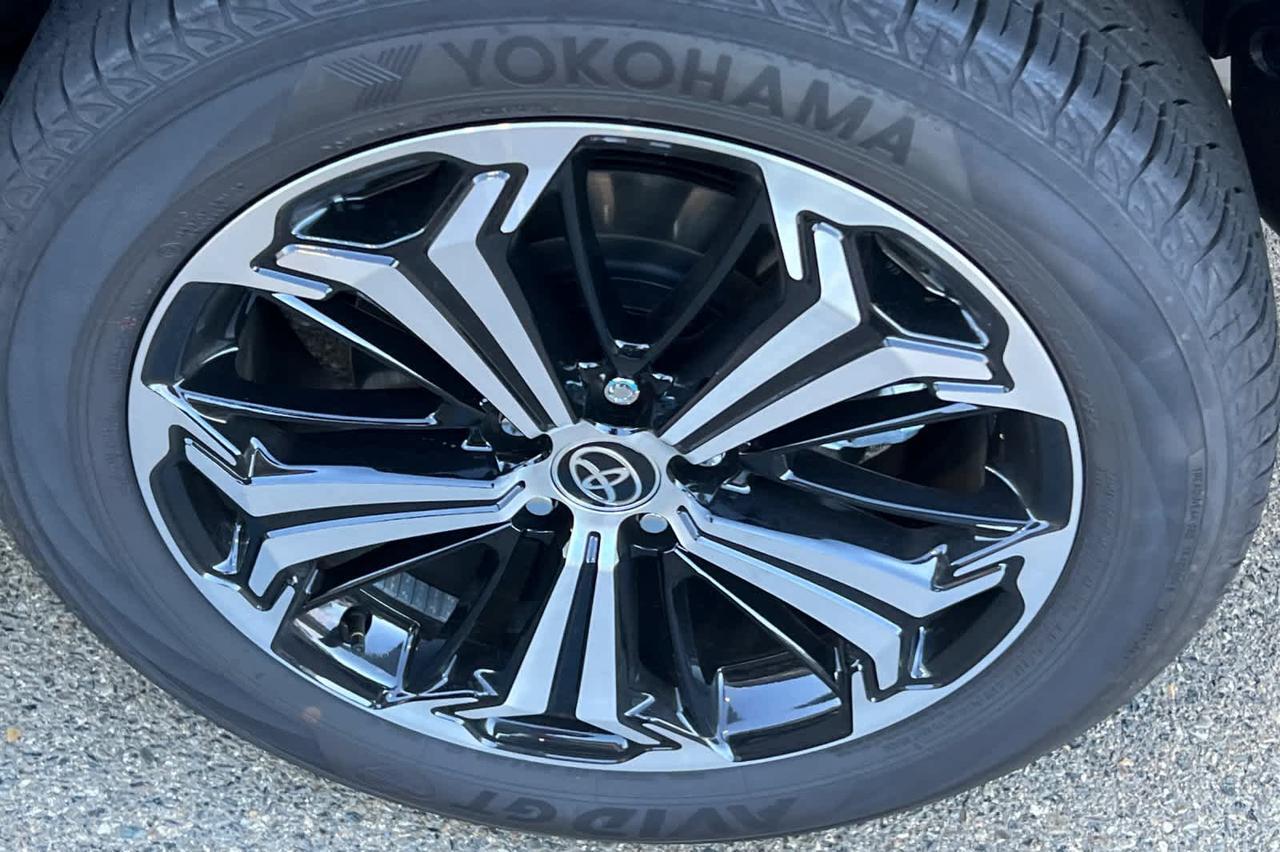 2025 Toyota RAV4 Plug-In Hybrid XSE Roseville CA