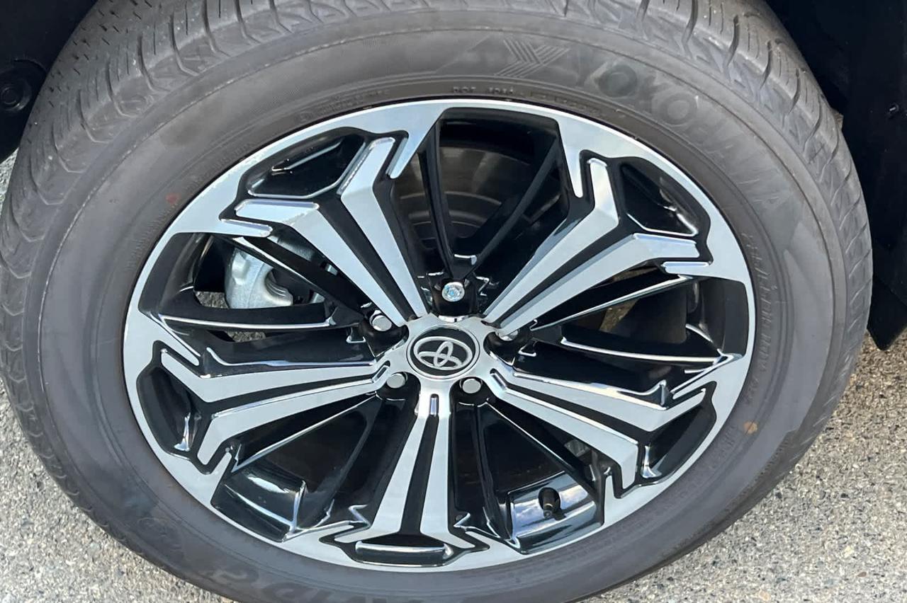 2025 Toyota RAV4 Plug-In Hybrid XSE Roseville CA